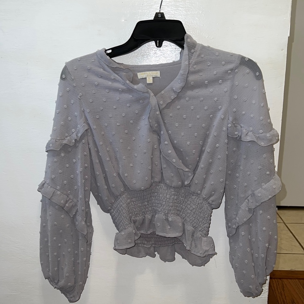 Size:Youth XL     Color: light purple     Brand: Chelsea & Violet